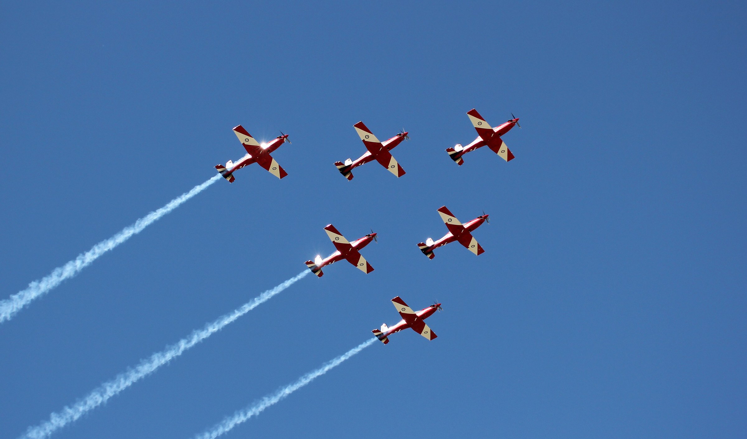 RAAF Roulettes PC-9 formation at the Avalon International Airshow 2011